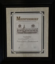 Karosserie-Meisterbrief Lars Jungclaus Karosserie-Meisterbrief Lars Jungclaus